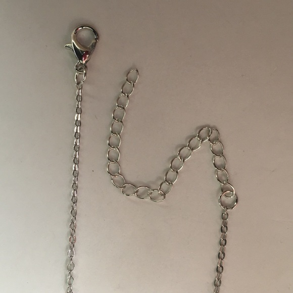 New! Heart Pendant Choker Necklace - Picture 5 of 6